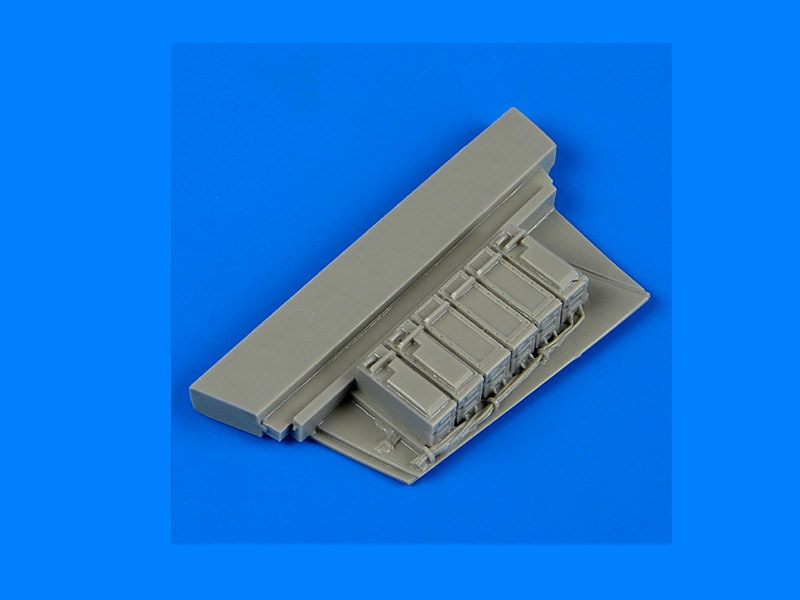 QB72445 F-15C Eagle electronic boxes 1/72